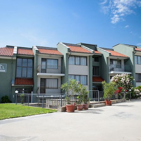소조폴 Gardenia Vacation Settlement 아파트 호텔 외부 사진